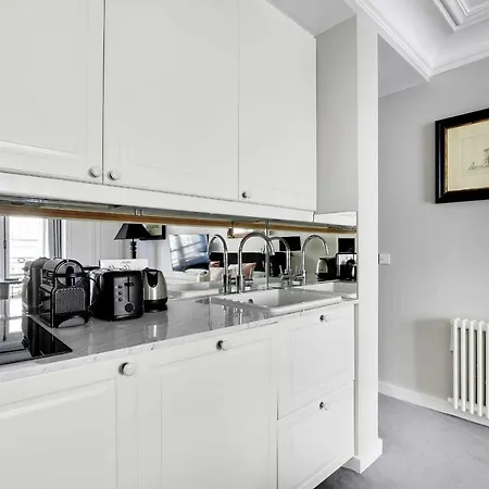 Magnificent 2p Studio - Louvre Museum Tuileries * פריז